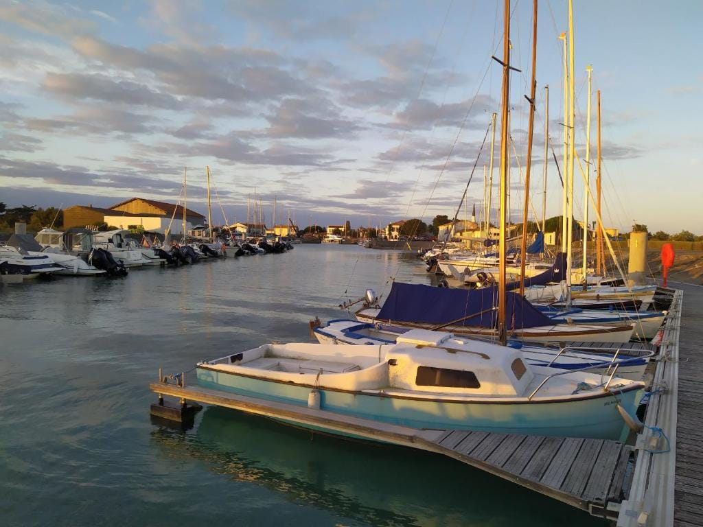 BATEAU