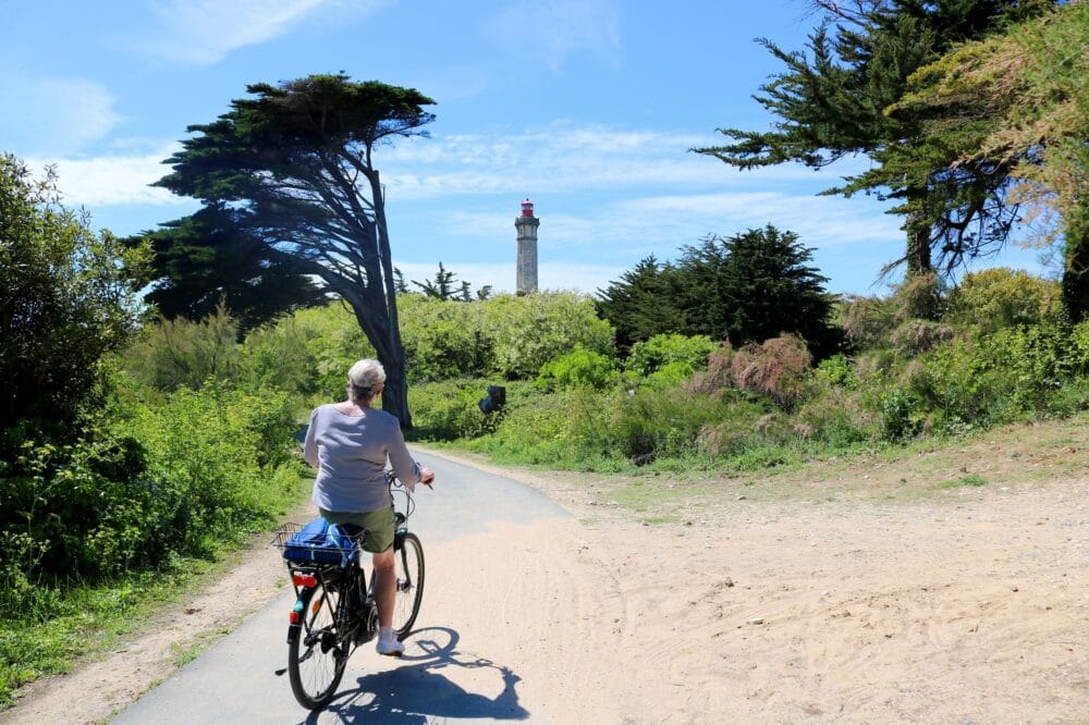 tour-ile-de-re-velo-1000x666